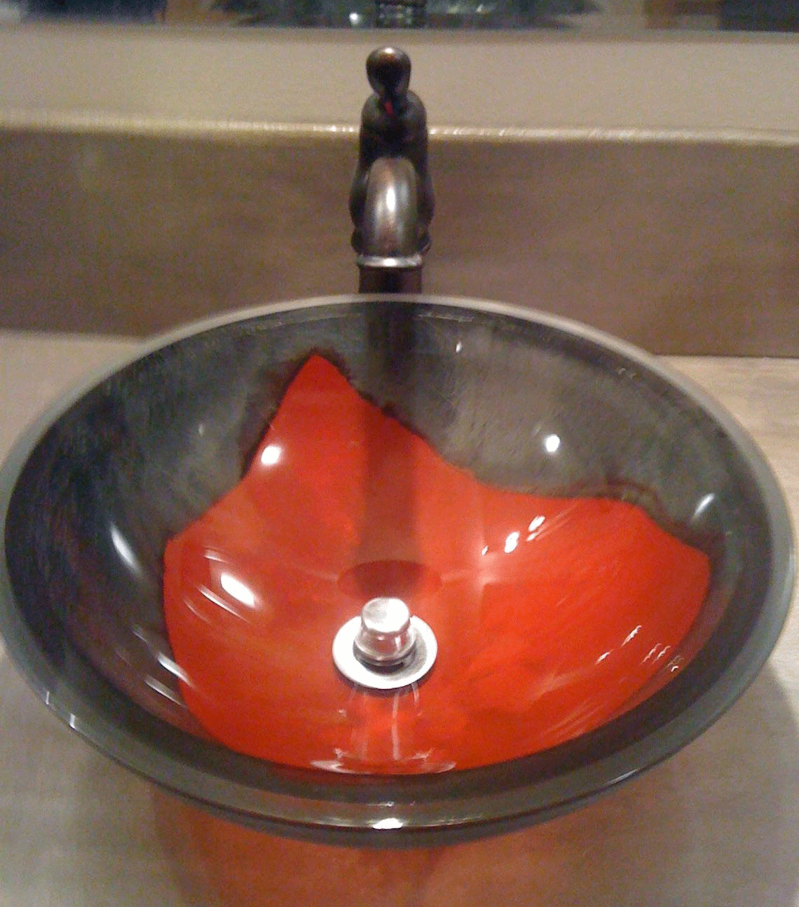 Red/black sink